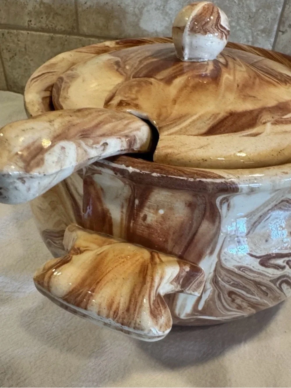 Vintage Emil Cahoy Marblestone Soup Tureen Lid Ladle Brown Swirl SD